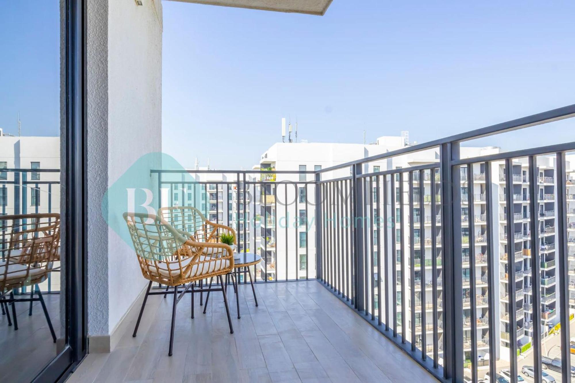 Apartment Bloomfields Formula 1br Water Edge *